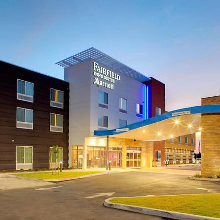Fairfield Inn & Suites By Marriott Bakersfield North/Airport מראה חיצוני תמונה